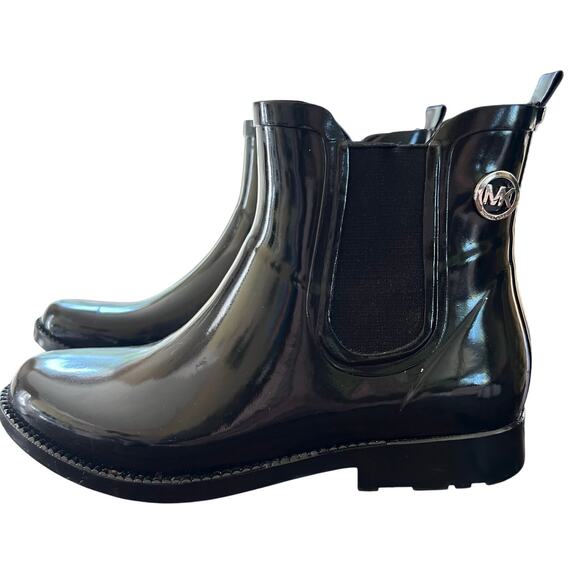 Michael Kors Shiny Short Black Rain Boots Ankle Boots Size 7 Preppy - Picture 1 of 7